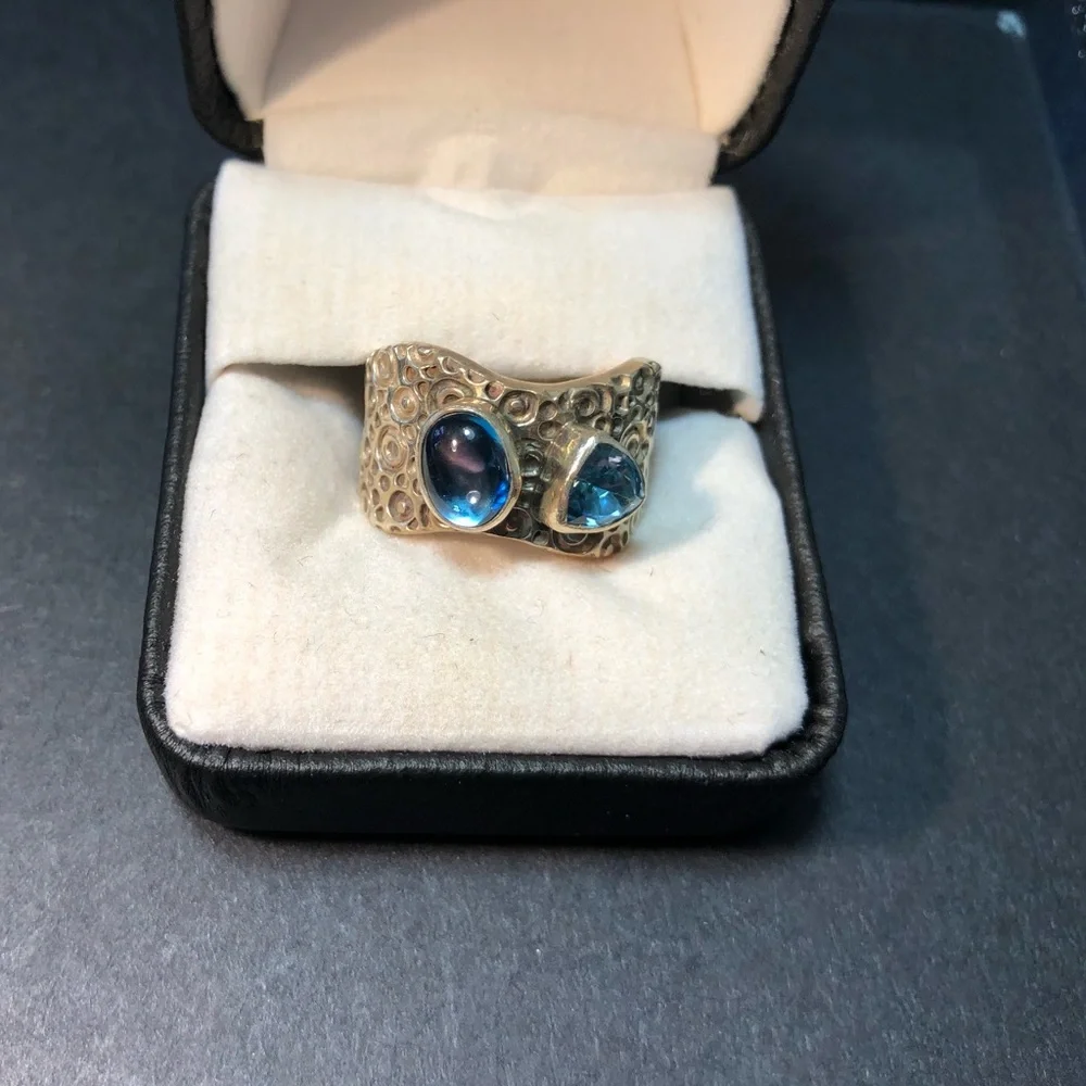 Double Stone Blue Topaz Wide Hammered Band Sterling Silver Ring sz 7 Cocktail